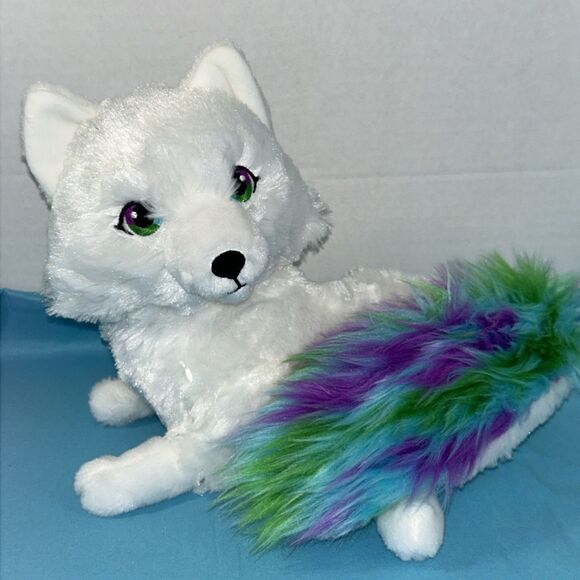 Noorah Artic Fox Plush Northern Lights Tail Elf on a Shelf  Santa’s Magical Pets - Picture 1 of 11